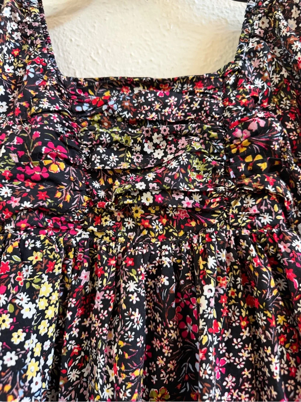 GAP puff sleeve smocked floral dress